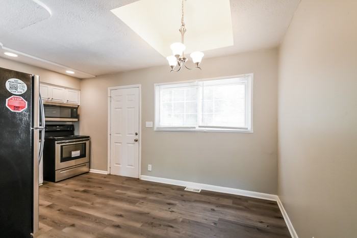 3955 Diamond Ln - Photo 6 of 12