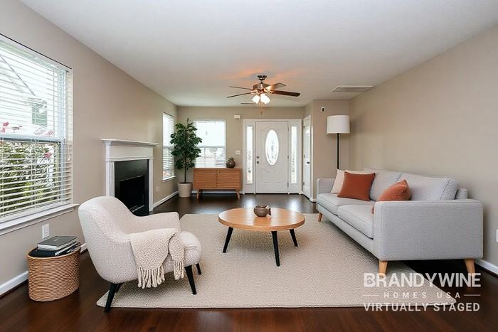 3807 Rosebud Park Dr - Photo 2 of 20