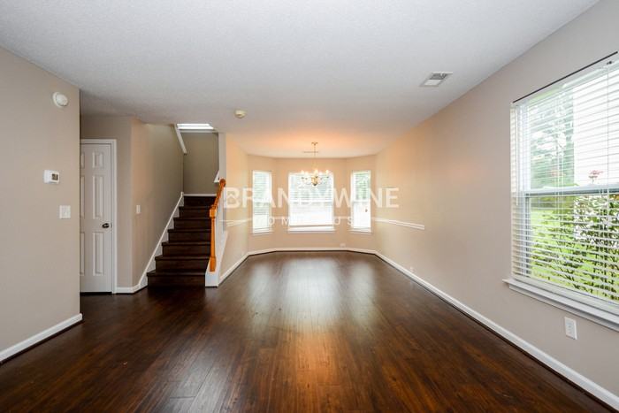 3807 Rosebud Park Dr - Photo 4 of 20