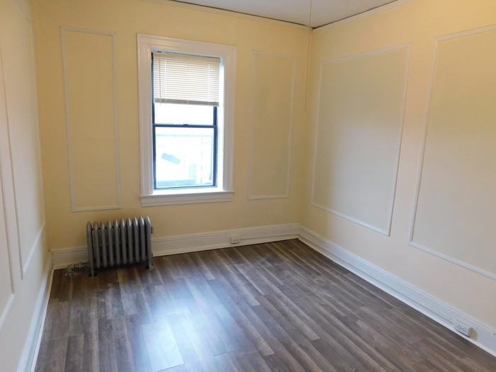 305 Milburn Ave #8 - Photo 6 of 11