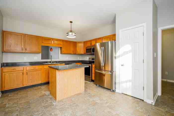 6361 E Ablington Ct - Photo 4 of 11