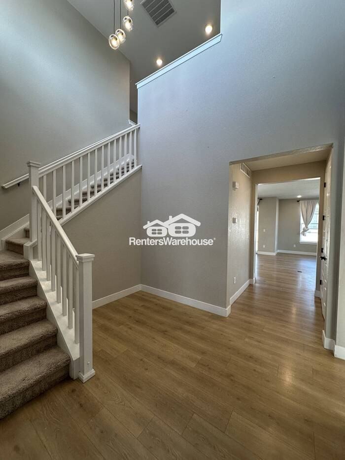 3928 N Buchanan Way - Photo 4 of 22