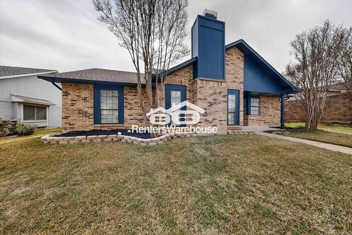 2905 Hamlett Ln - Photo 4 of 43