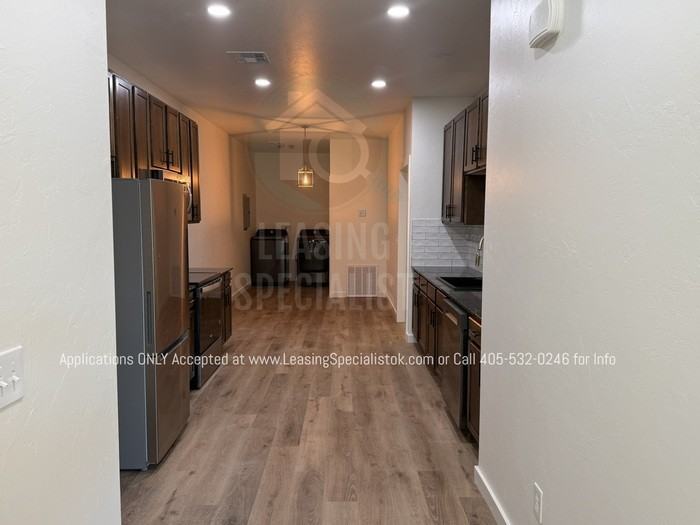 9060 US-77, Noble, OK 73068, USA #C - Photo 7 of 30