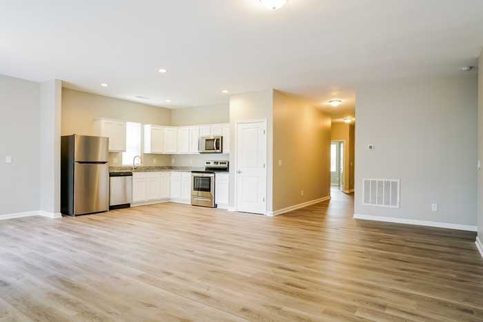 100 Quincy Meadow Ave - Photo 4 of 12