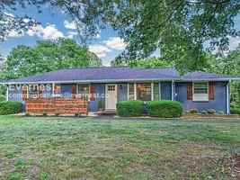 featured image of 4025 Yoest Dr