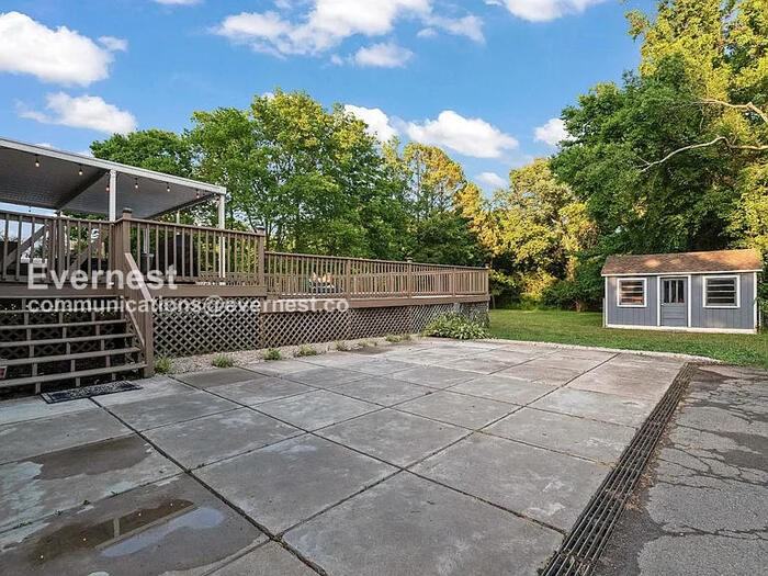 4025 Yoest Dr - Photo 4 of 8