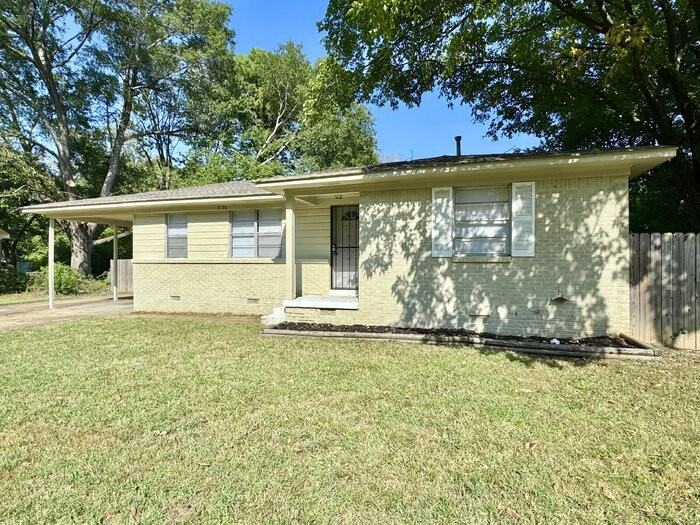 3176 Beauchamp Dr - Photo 2 of 20