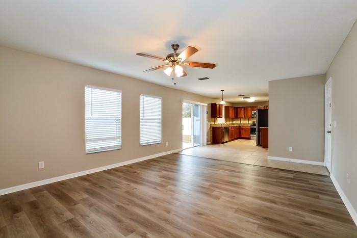 1382 Karok St - Photo 6 of 17