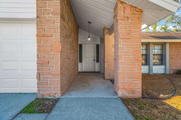 3729 Coppertree Cir - Photo 3 of 27