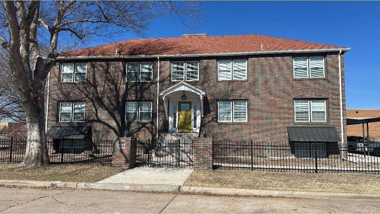 Liza's Lofts - Photo 6 of 10