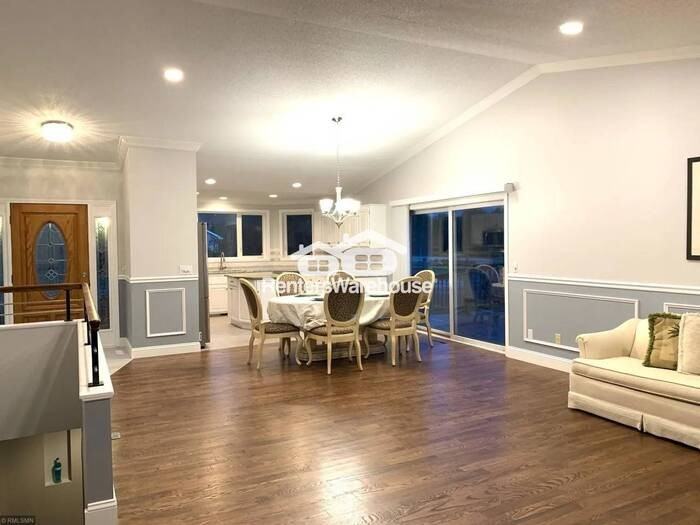 13770 Butternut St Nw - Photo 4 of 25