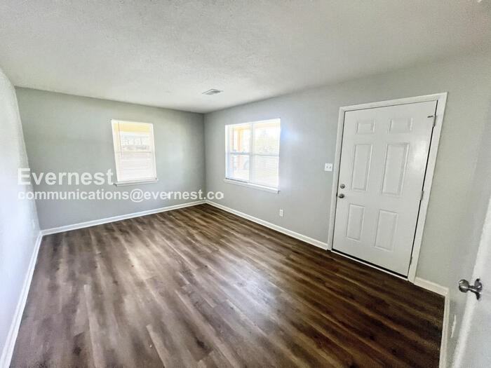 605 Blaine Dr Sw - Photo 5 of 19