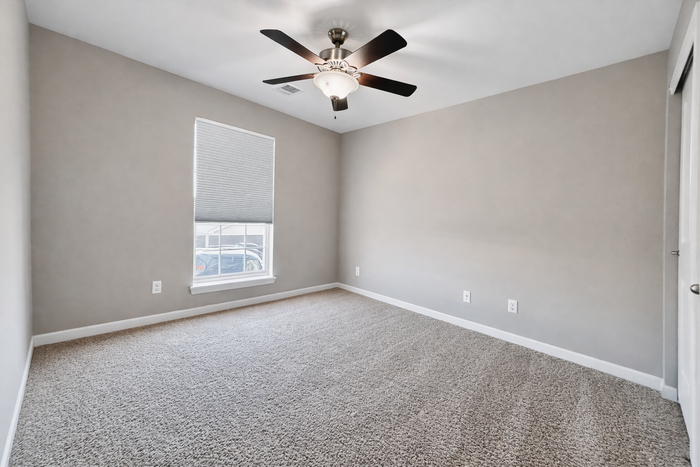 6431 Brookfield Court Dr #203 - Photo 5 of 7