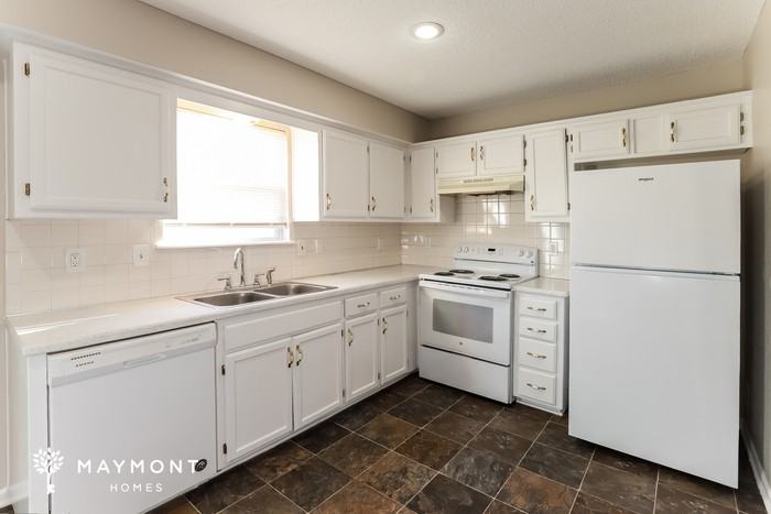 1877 Kingbird Ct - Photo 7 of 14