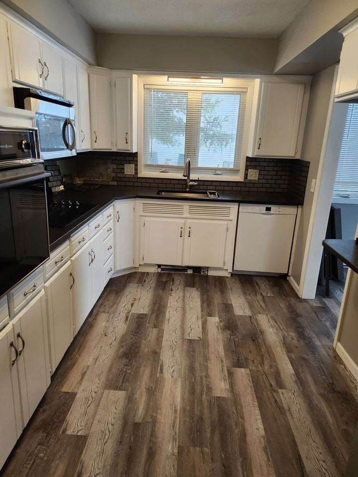 26785 Fremont Dr #1 - Photo 4 of 35