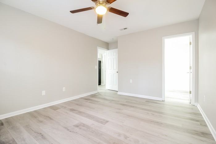 206 Yukon Dr - Photo 5 of 11