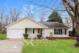 520 Country Gardens Dr - Photo 1 of 1