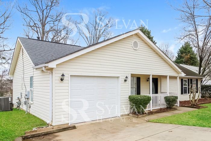 520 Country Gardens Dr - Photo 3 of 16