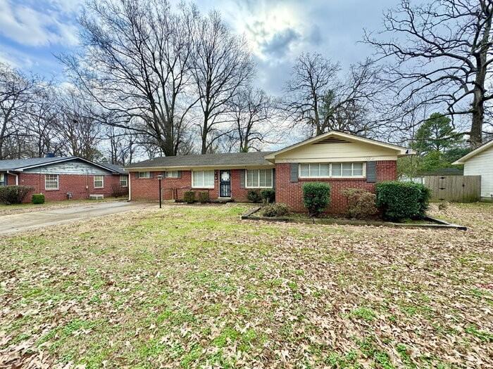 4555 Willow Rd - Photo 2 of 31