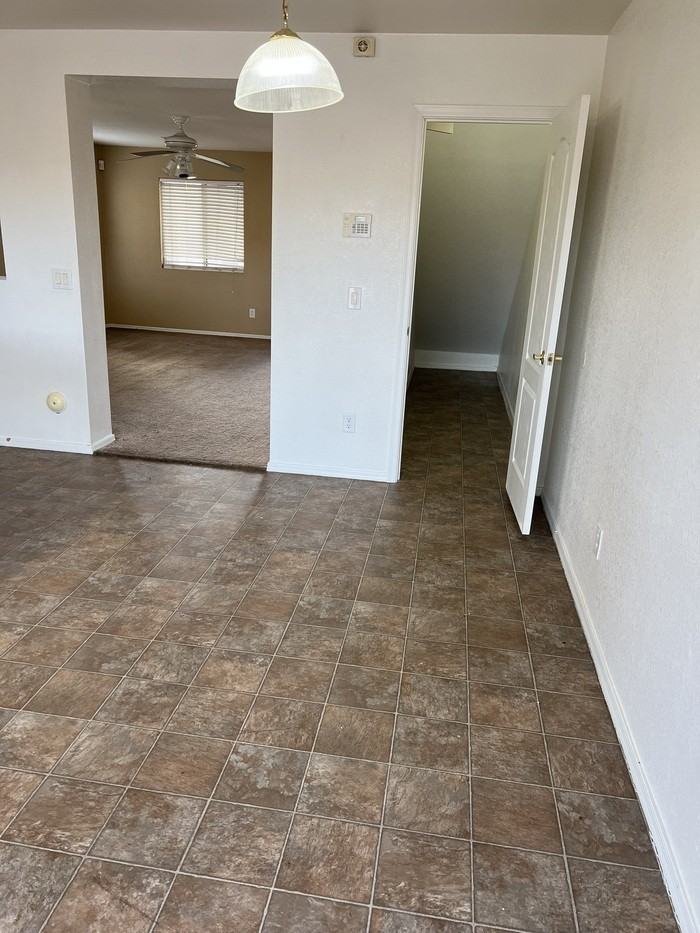 6883 S Goshawk Dr - Photo 7 of 23