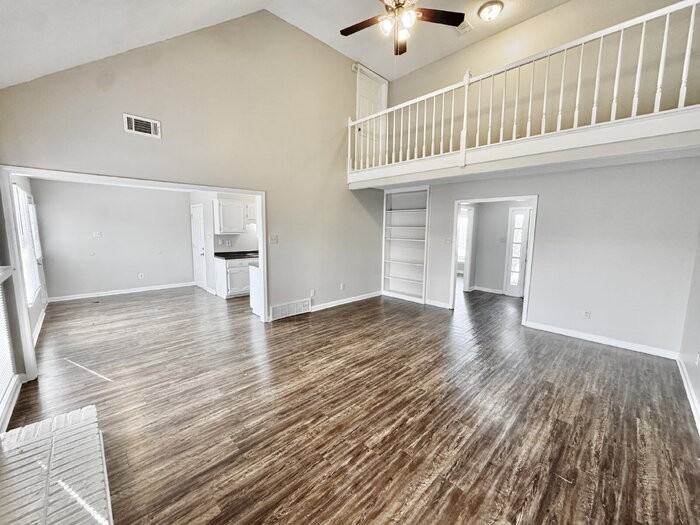 8569 Kings Cross Cv - Photo 7 of 38