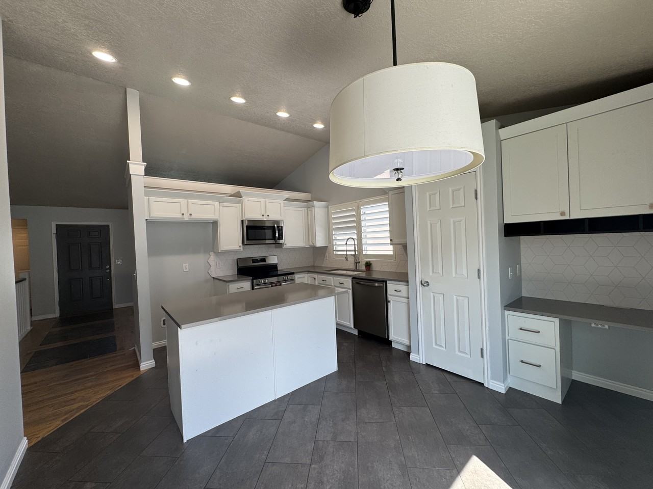 4931 W Berry Creek Dr #1 - Photo 7 of 50