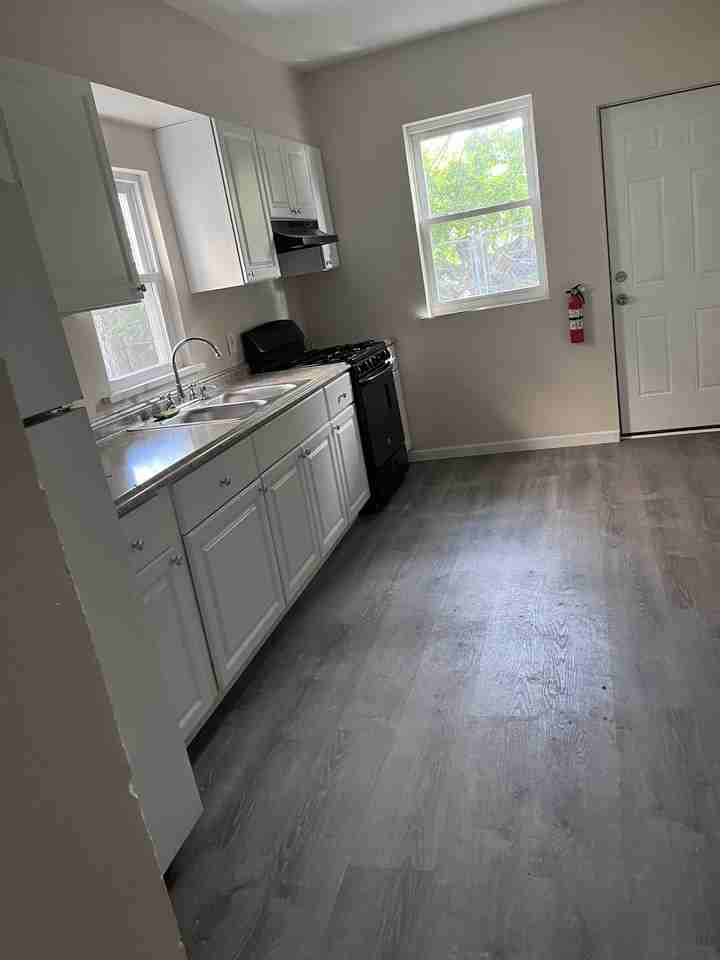 3 Monmouth Pl #NA - Photo 6 of 15