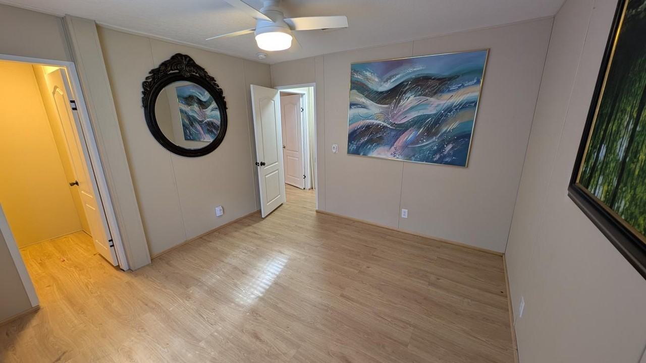 3023 Sw 50th St #NA - Photo 7 of 20