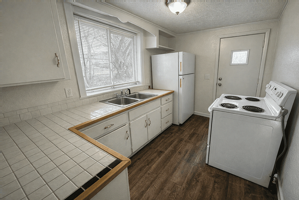 221 W Mason St #221 - Photo 2 of 14