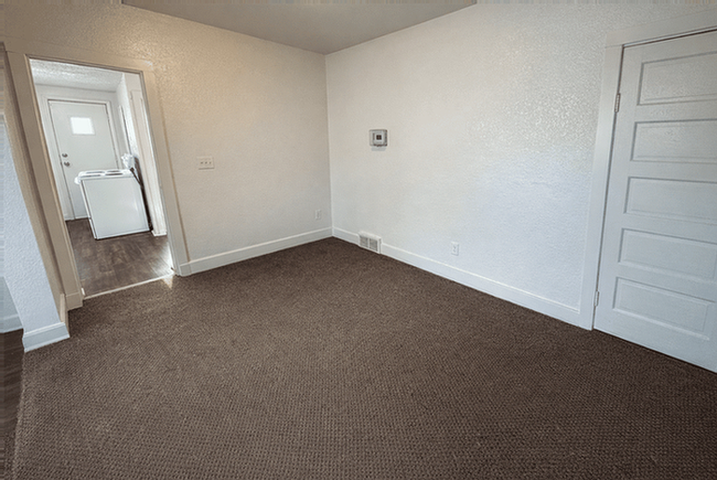 221 W Mason St #221 - Photo 7 of 14