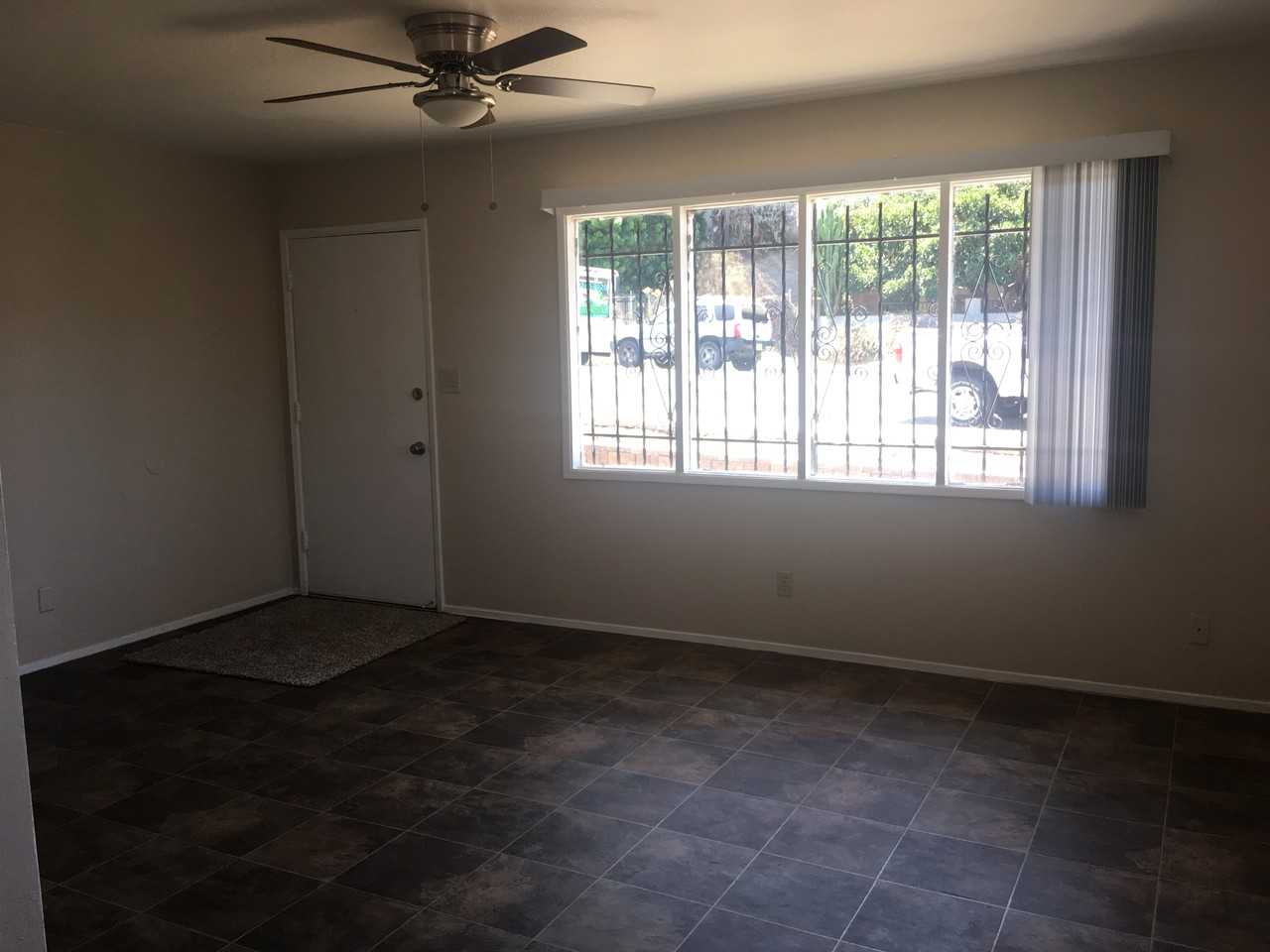 1449 E 1st St #NA - Photo 3 of 7