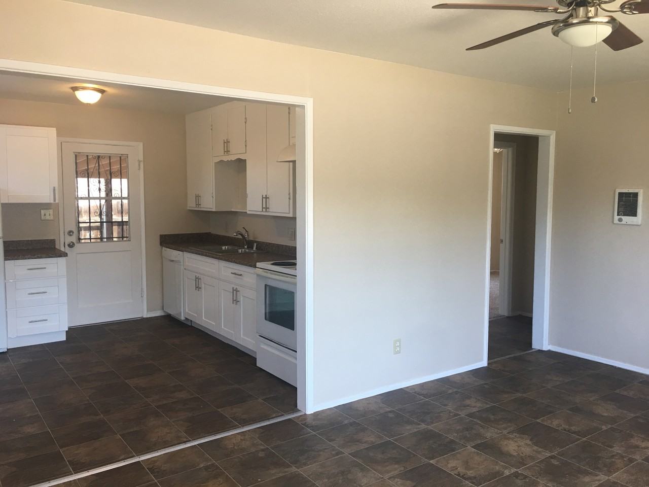 1449 E 1st St #NA - Photo 6 of 7