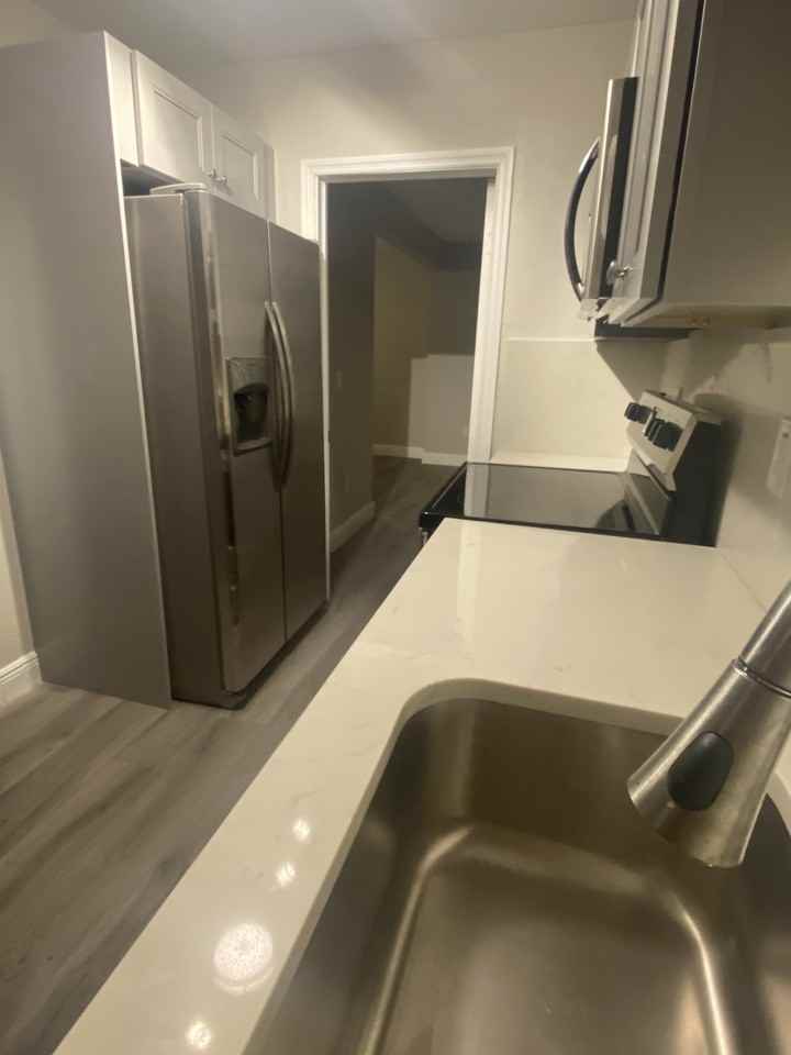 431 N L St #7 - Photo 4 of 7