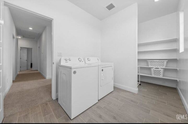 9712 Maple Terrace Ln #NA - Photo 6 of 20