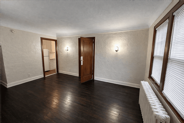 509 3rd St #8 - Photo 4 of 10