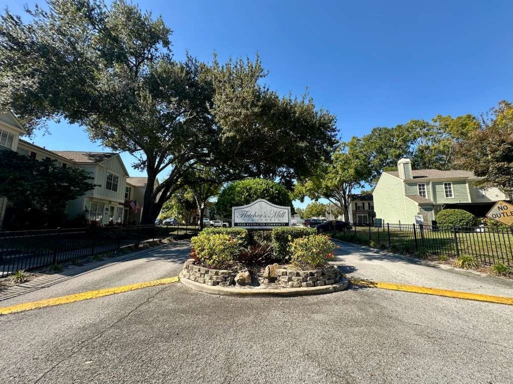 13816 Stone Mill Way #24 - Photo 3 of 27