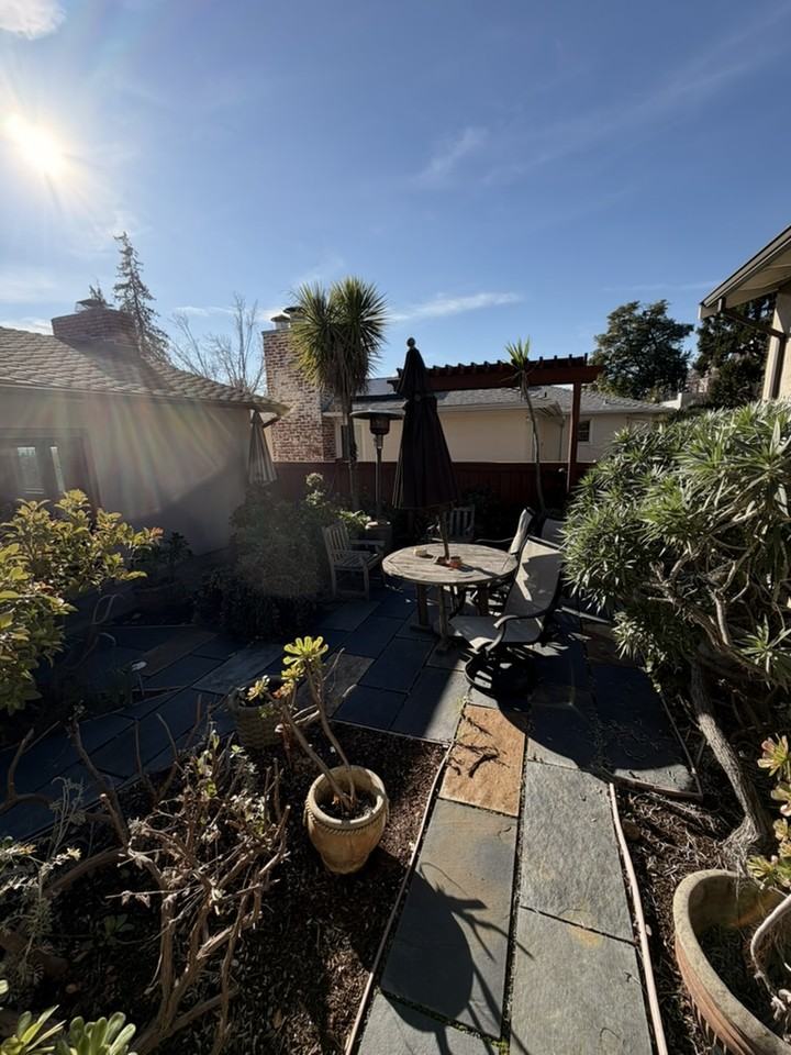 242 Sandringham Rd #NA - Photo 6 of 17