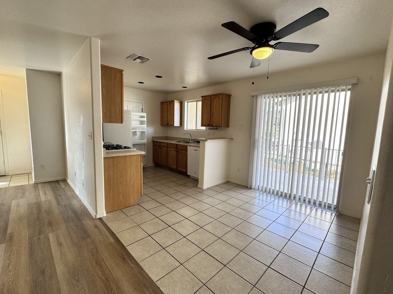 6121 N Old Mcdonald Dr Apt 1 #NA - Photo 5 of 17