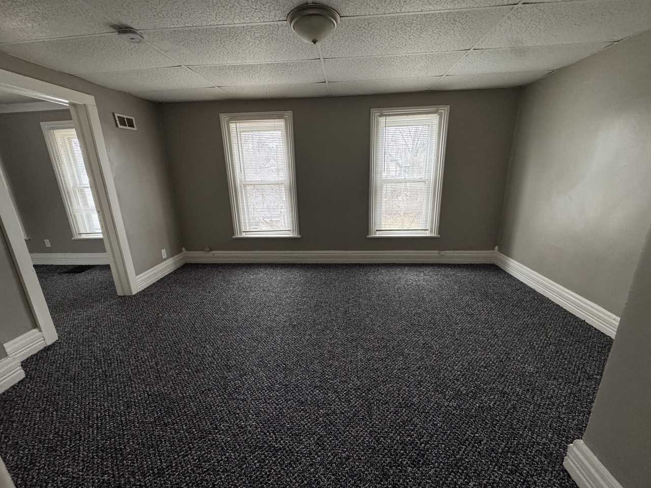 15 Washington St #2 - Photo 7 of 10