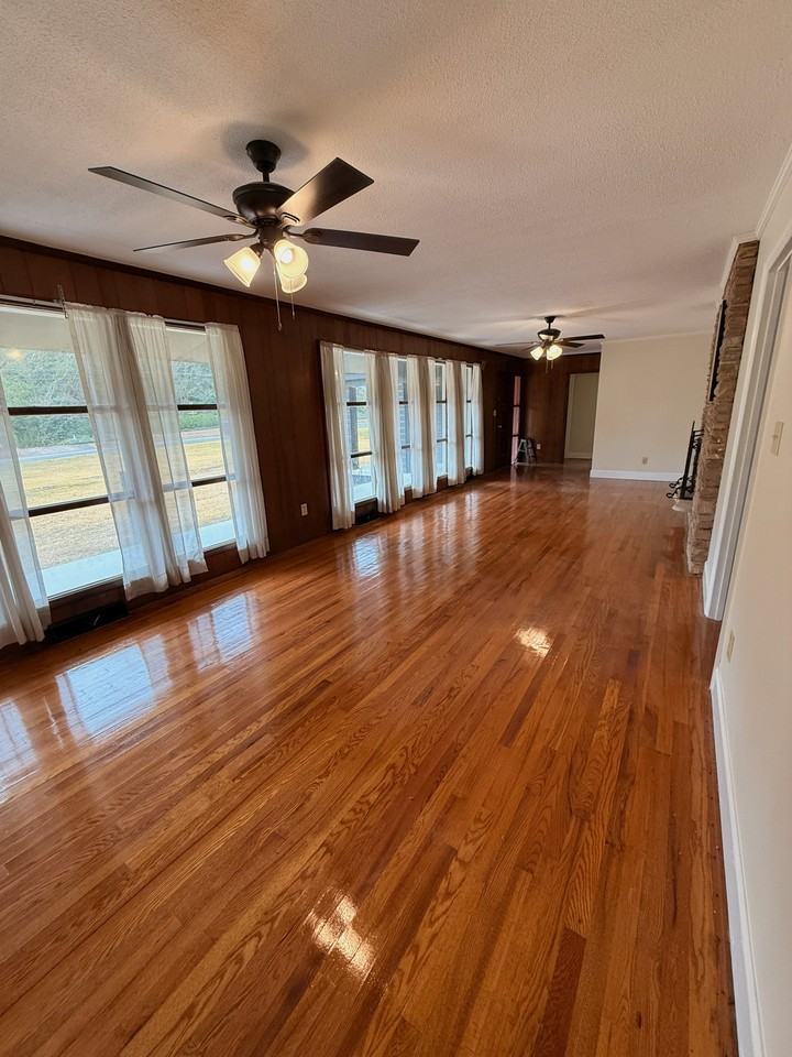 508 N Main St Apt 3 #1 - Photo 4 of 11