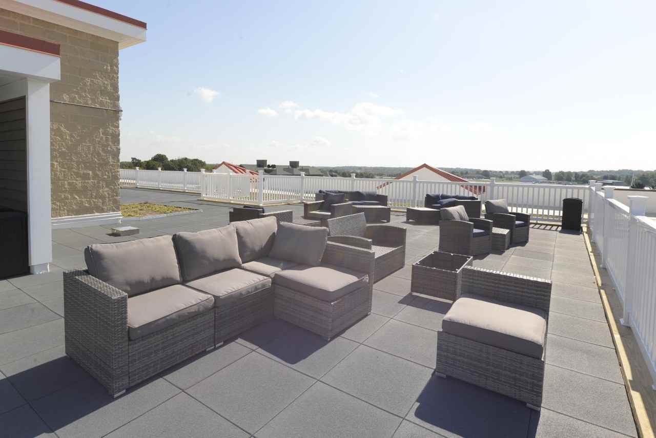 Bay Manor- Residential - Photo 6 of 48