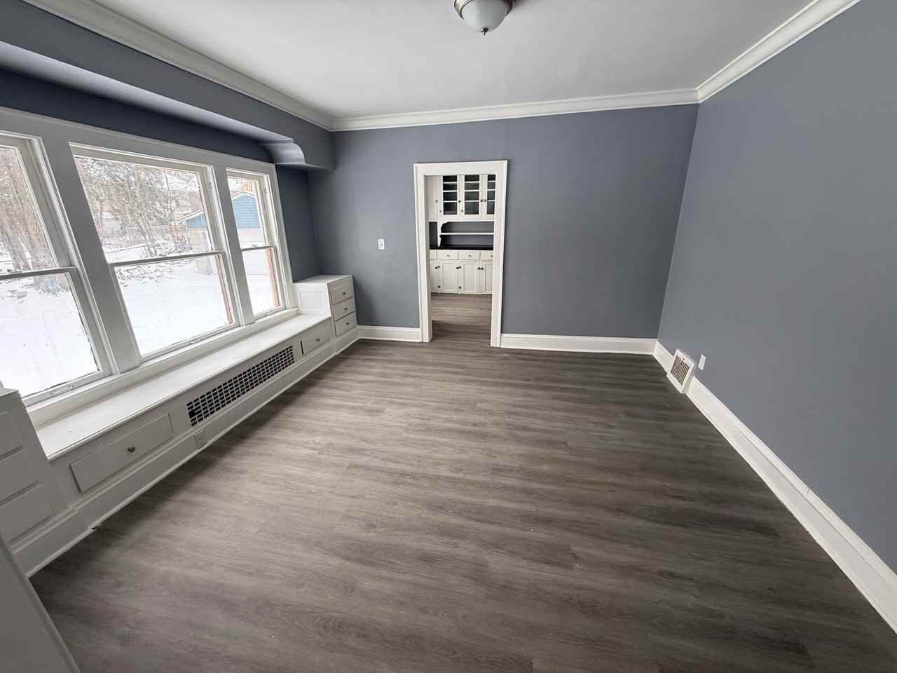 908 Work Dr #2 - Photo 3 of 8