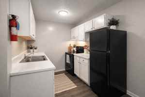 featured image of 515 Humble Ave #202