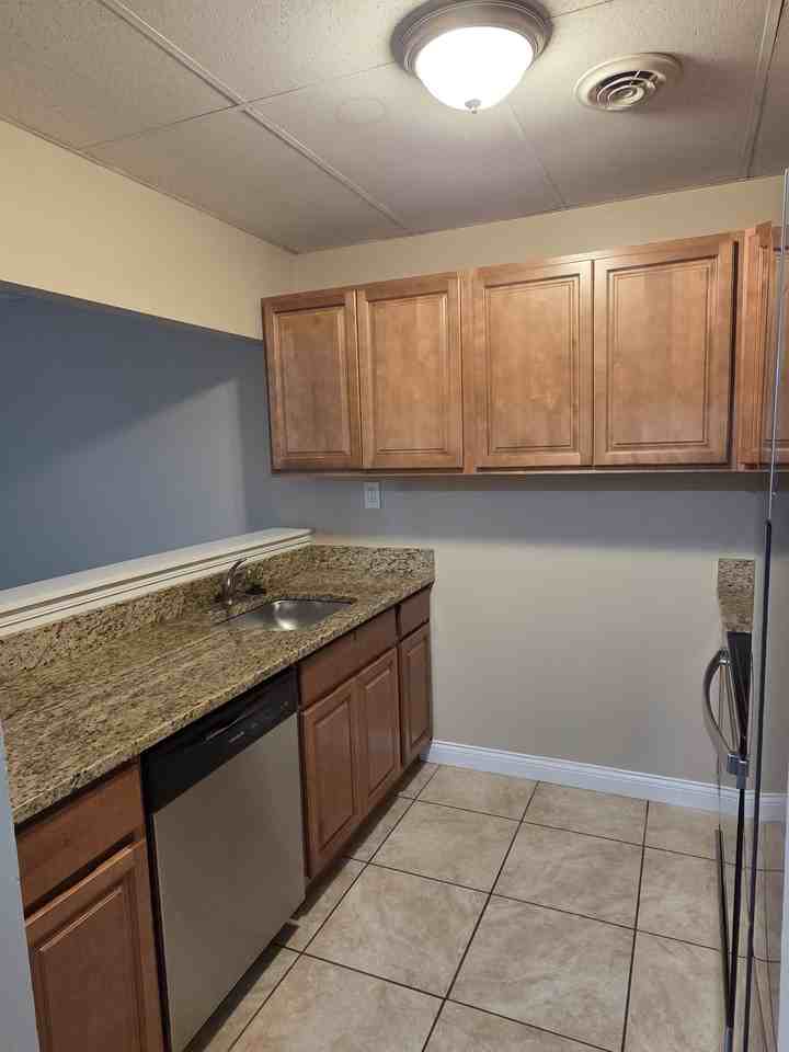 38280 North Ln #K207 - Photo 2 of 16