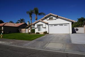 featured image of 78870 Sonesta Way #1