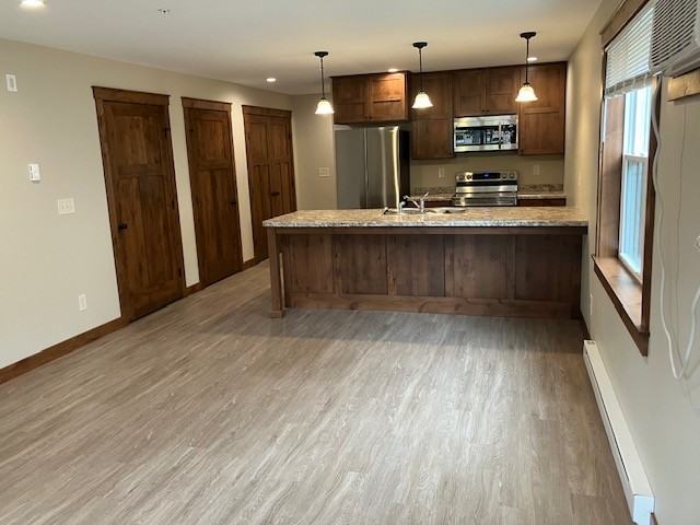 618 E Grand Ave #2 - Photo 3 of 10