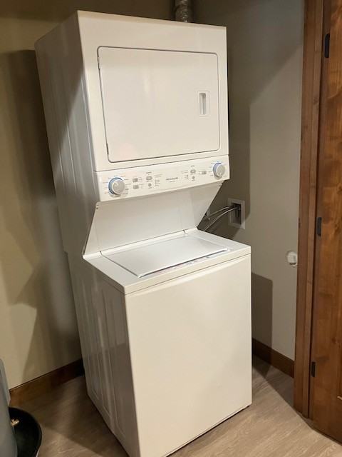 618 E Grand Ave #2 - Photo 6 of 10