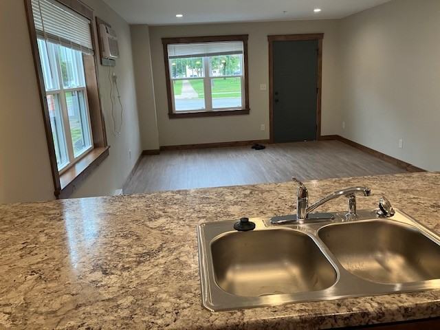 618 E Grand Ave #2 - Photo 7 of 10