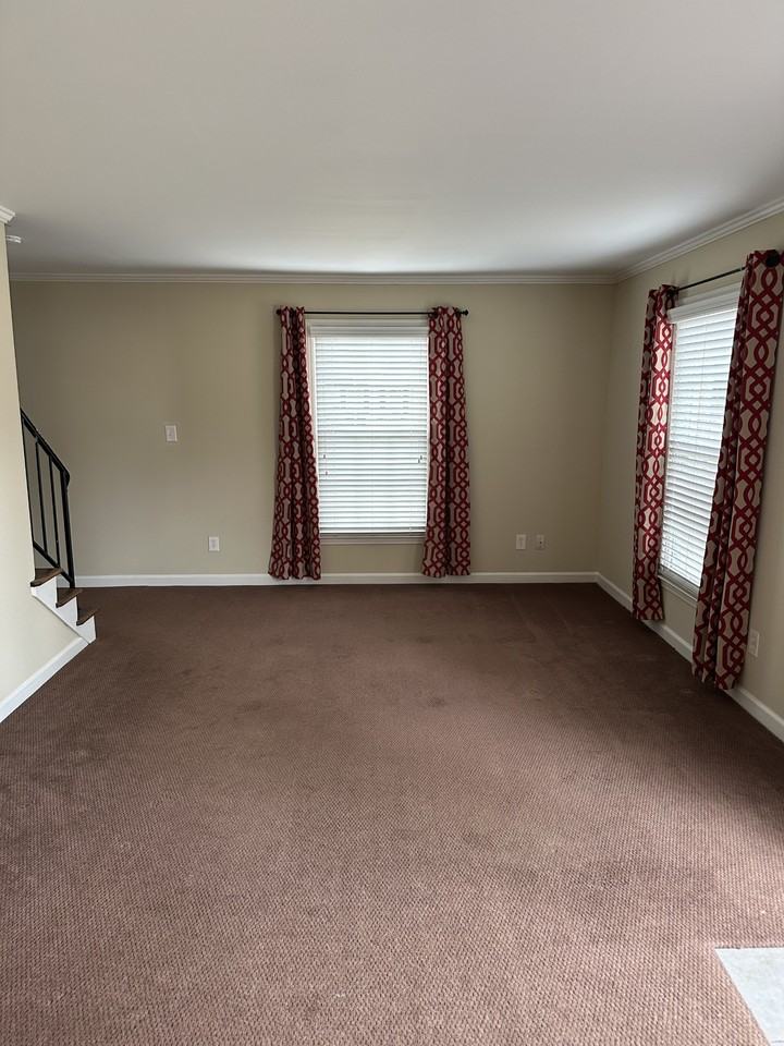 1133 Wimbledon Rd #1 - Photo 6 of 16